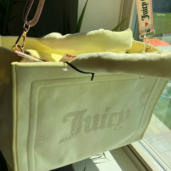 Juicy Couture Light Yellow Tote Bag - Picture 2 of 5